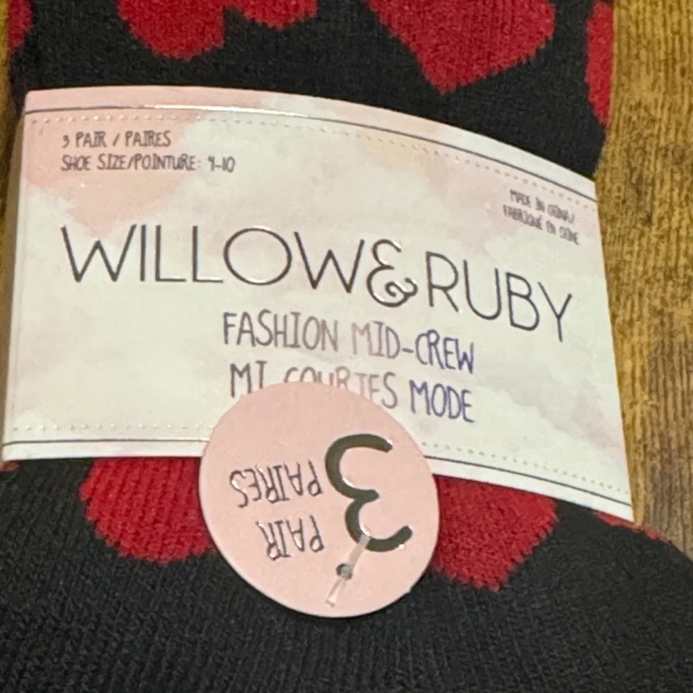 Willow & Ruby  Socks with Red Hearts 3 pack